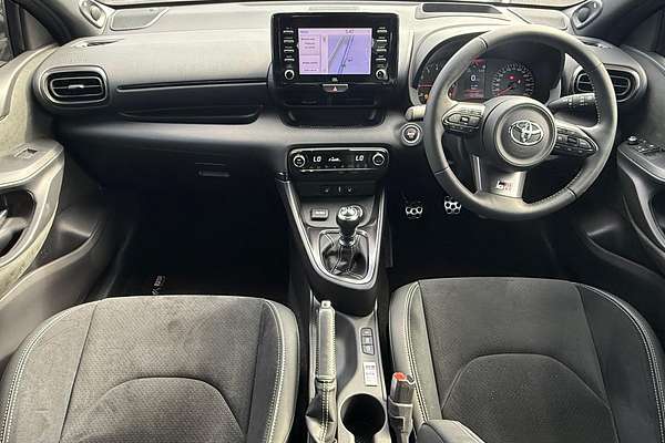 2021 Toyota Yaris GR GXPA16R thumb-8