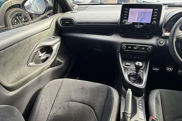 2021 Toyota Yaris GR GXPA16R thumb-11