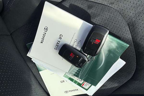 2021 Toyota Yaris GR GXPA16R thumb-28