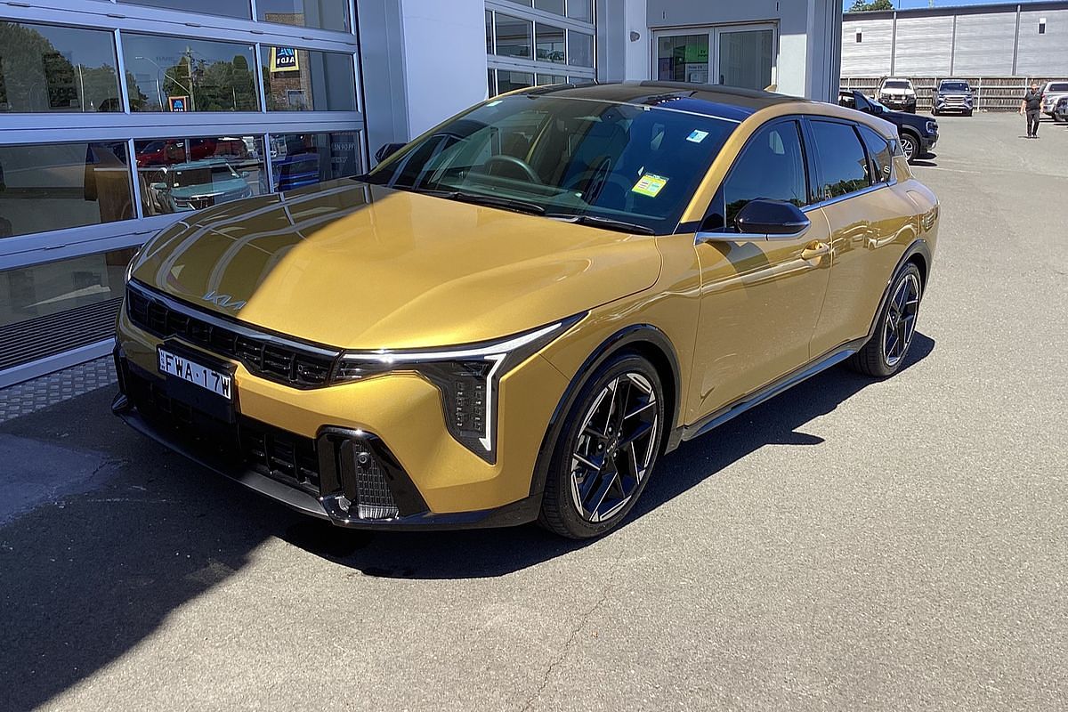 2026 Kia K4 GT-Line CL4m