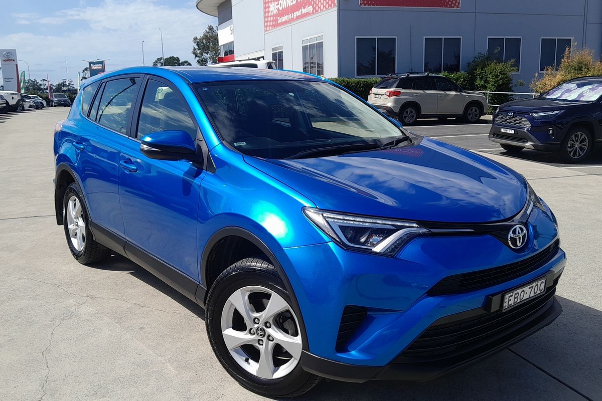 2017 Toyota RAV4 GX ASA44R