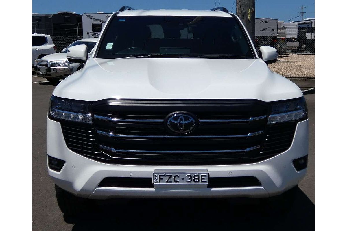 2023 Toyota Landcruiser GXL FJA300R