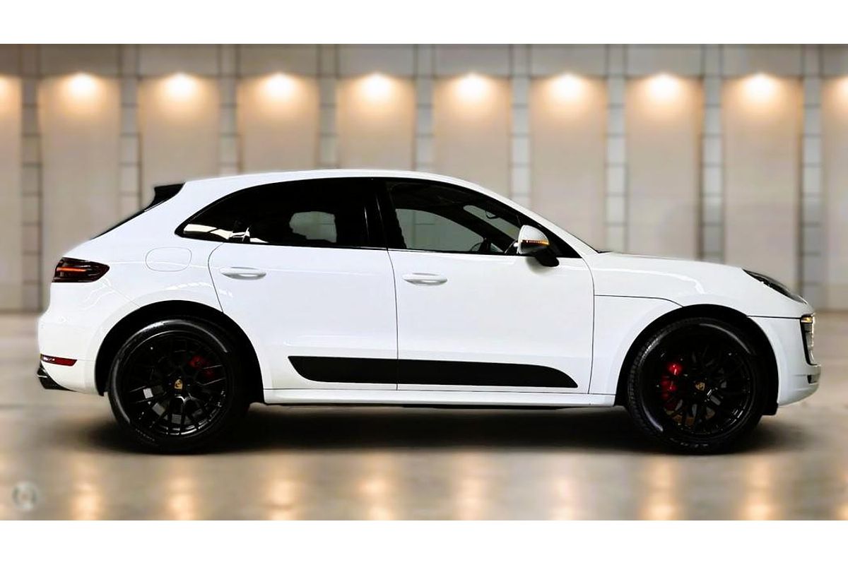 2016 Porsche Macan GTS 95B