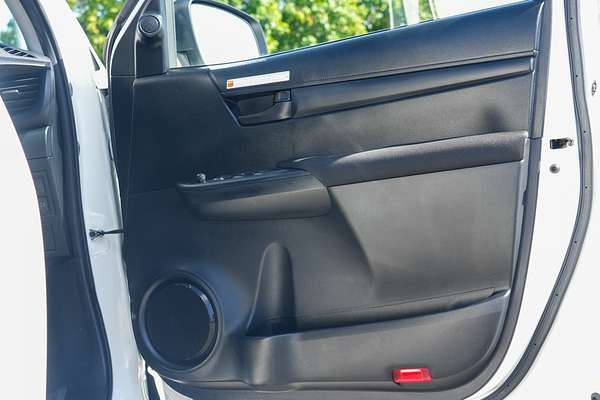 2023 Toyota Hilux SR GUN126R 4X4 thumb-15