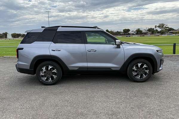 2025 KGM Torres EVX U100 thumb-14