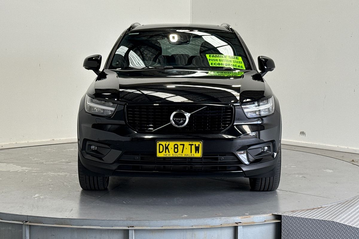2020 Volvo XC40 T5 R-Design