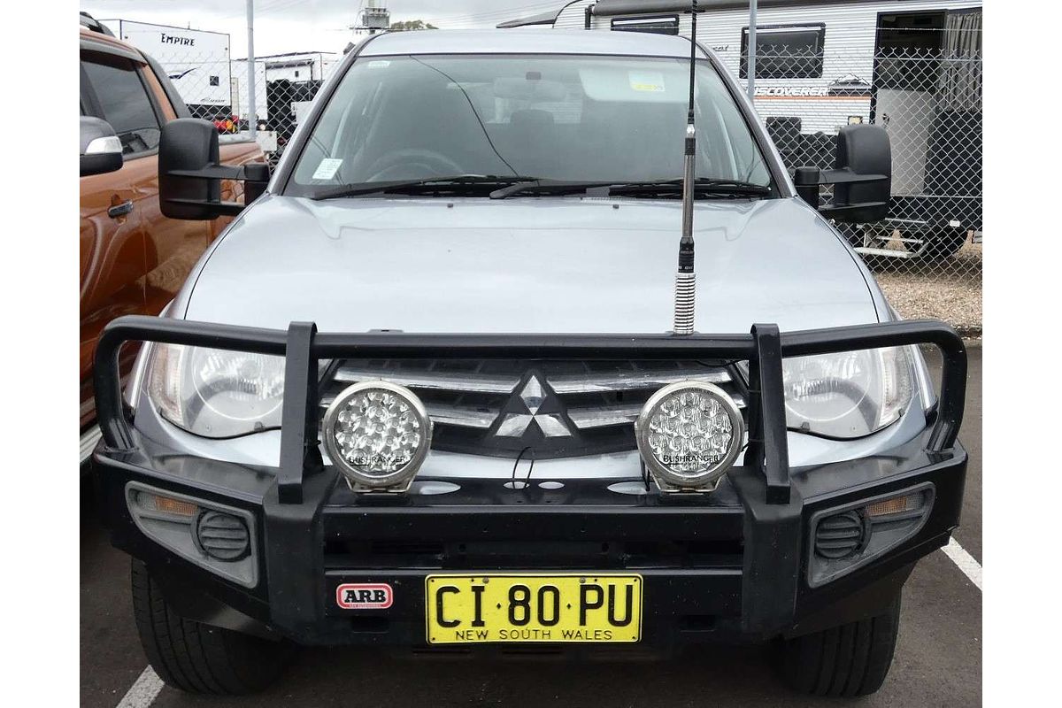 2012 Mitsubishi Triton GLX MN 4X4