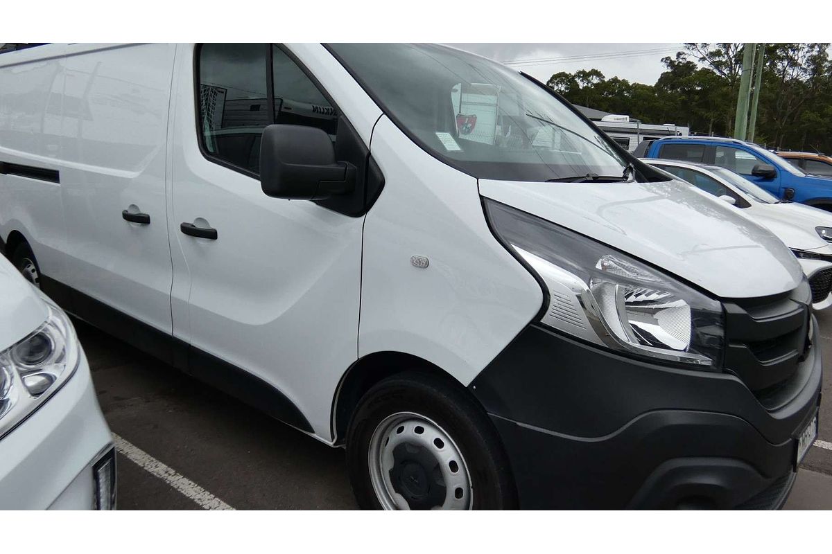 2022 Mitsubishi Express GLX SN LWB