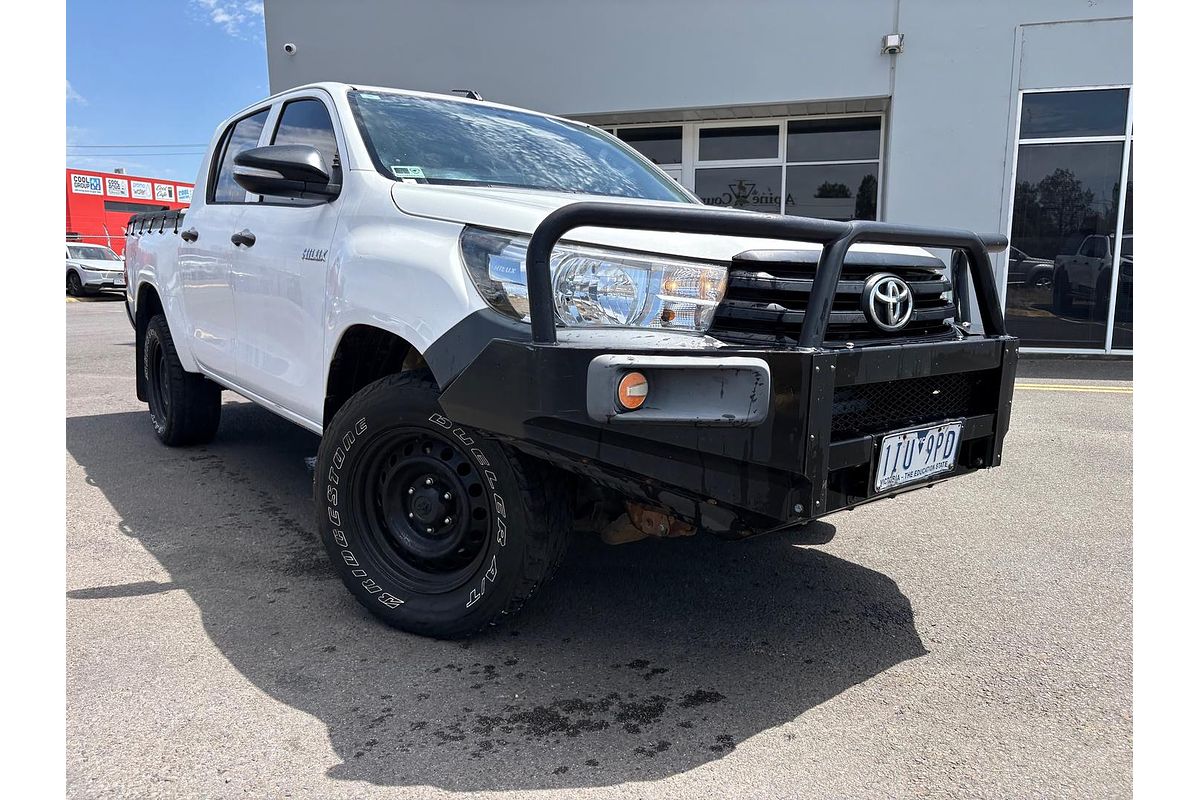 2016 Toyota Hilux Workmate GUN125R 4X4