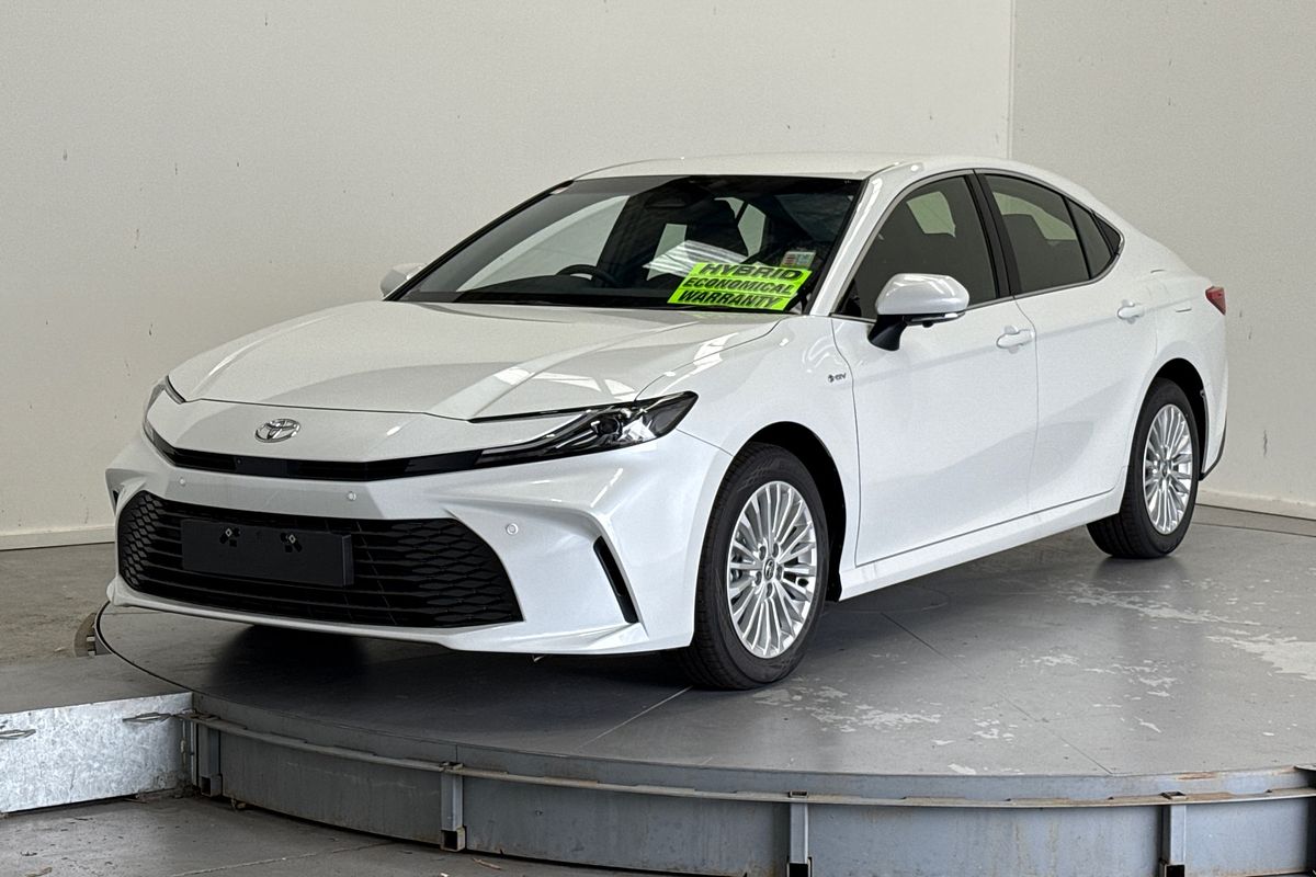 2025 Toyota Camry Ascent AXVH80R