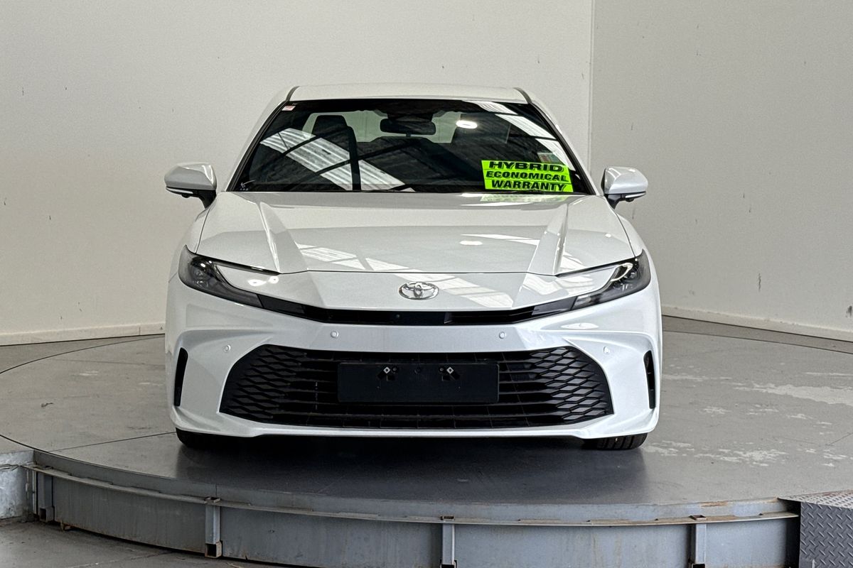 2025 Toyota Camry Ascent AXVH80R