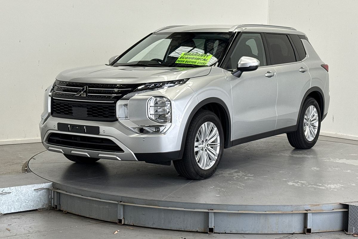 2021 Mitsubishi Outlander LS ZM