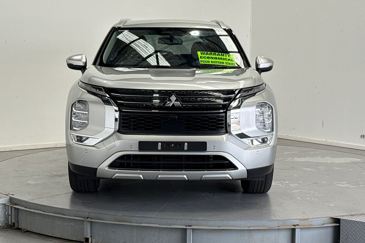 2021 Mitsubishi Outlander LS ZM