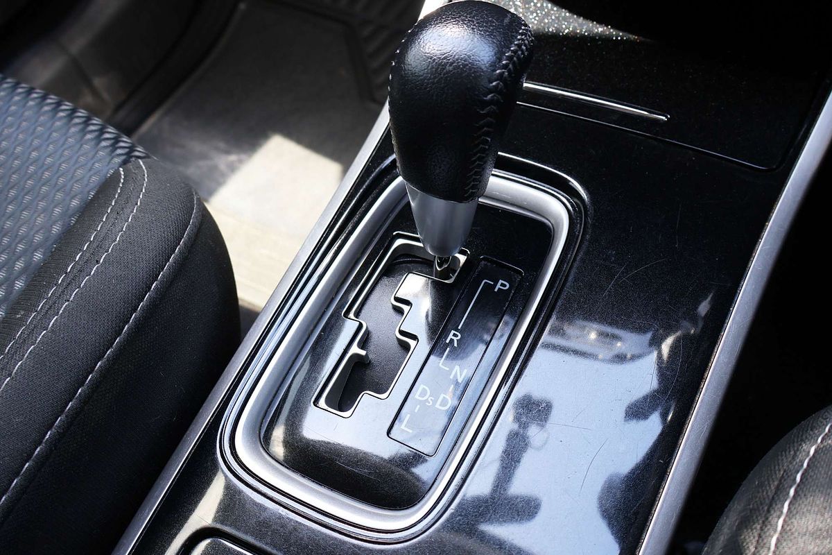 2018 Mitsubishi Outlander ES ZL