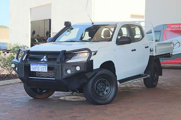 2022 Mitsubishi Triton GLX+ MR 4X4