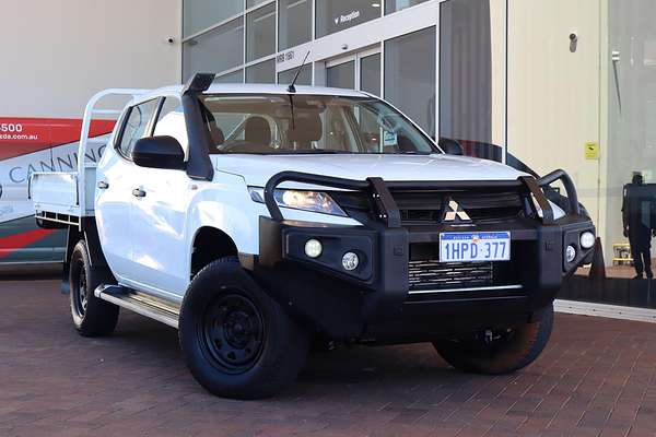 2022 Mitsubishi Triton GLX+ MR 4X4