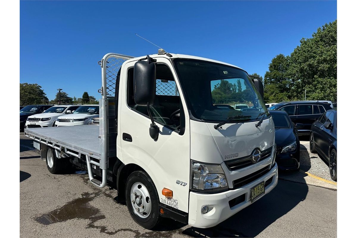2018 Hino 300 Series 617 4x2 MWB
