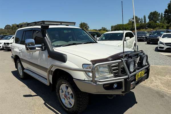 2005 Toyota Landcruiser Sahara UZJ100R