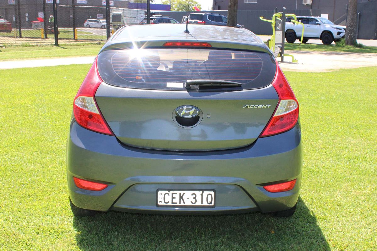 2011 HYUNDAI ACCENT ACTIVE 4 SP AUTOMATIC 5D HATCHBACK 4CYL