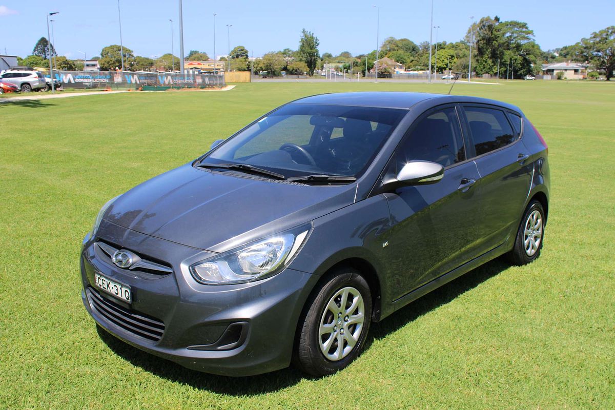 2011 HYUNDAI ACCENT ACTIVE 4 SP AUTOMATIC 5D HATCHBACK 4CYL