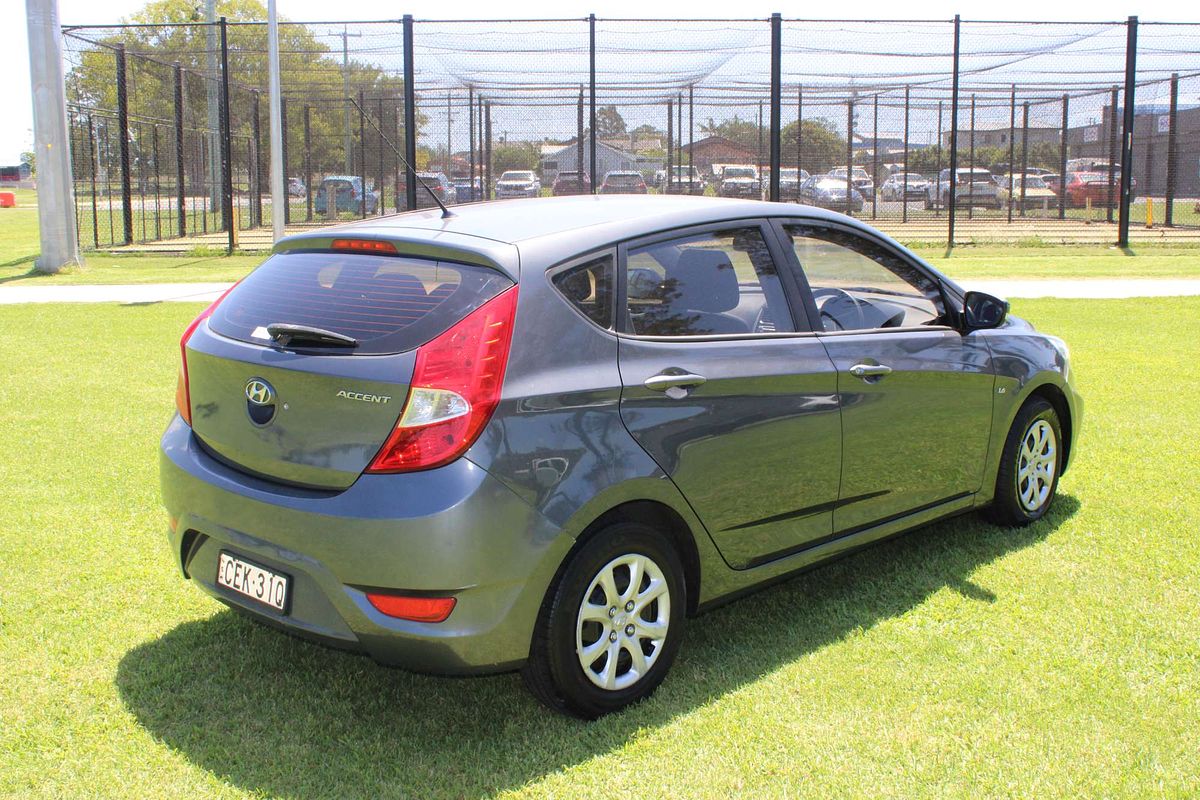 2011 HYUNDAI ACCENT ACTIVE 4 SP AUTOMATIC 5D HATCHBACK 4CYL