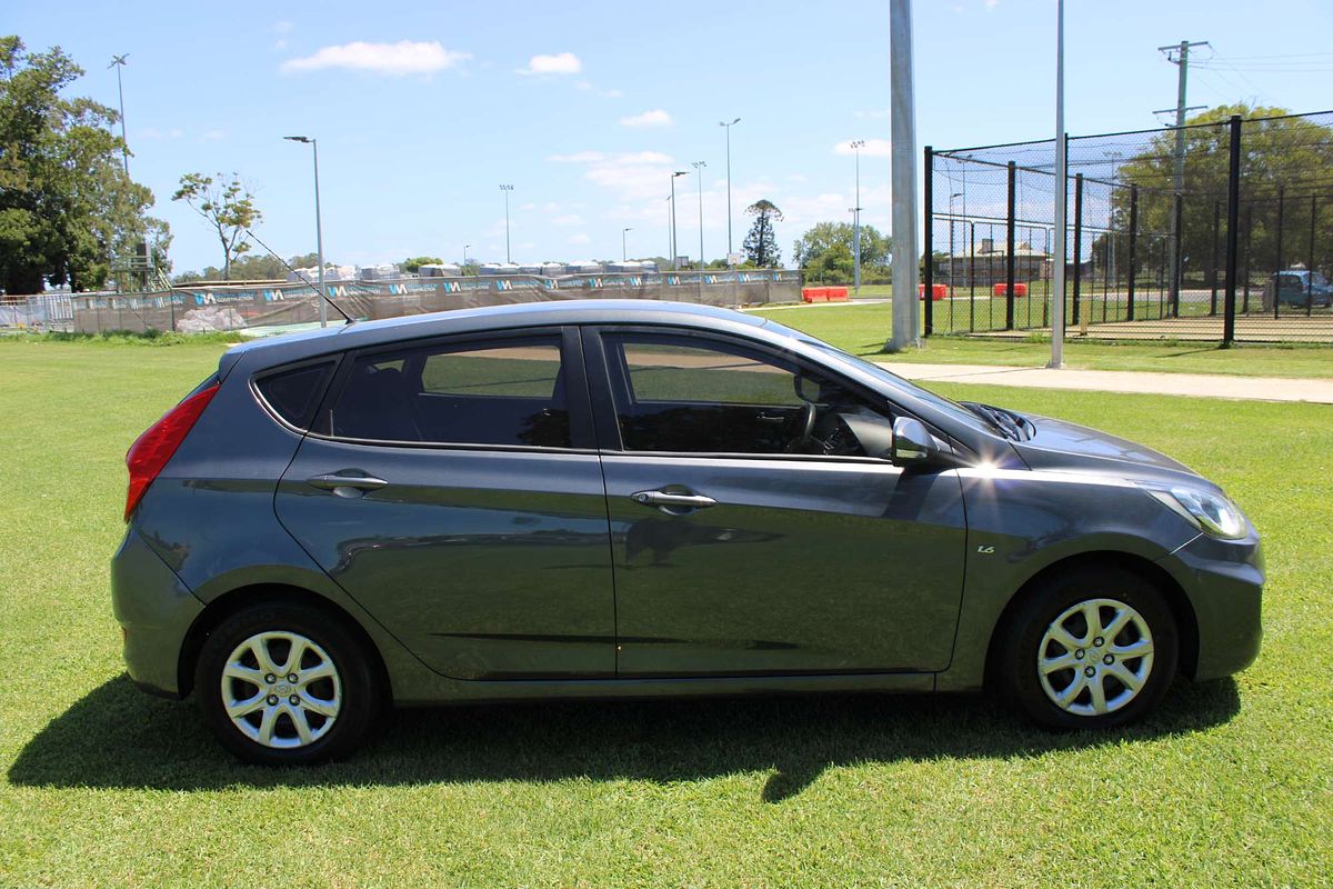 2011 HYUNDAI ACCENT ACTIVE 4 SP AUTOMATIC 5D HATCHBACK 4CYL