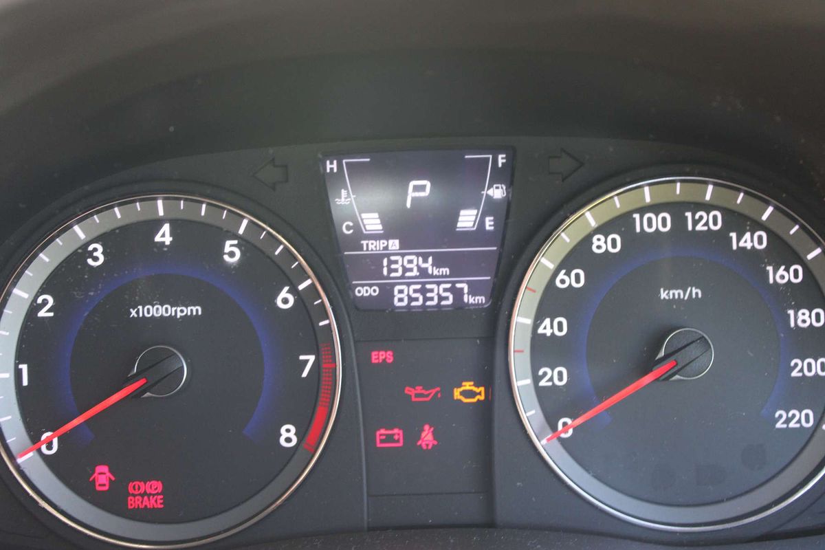 2011 HYUNDAI ACCENT ACTIVE 4 SP AUTOMATIC 5D HATCHBACK 4CYL