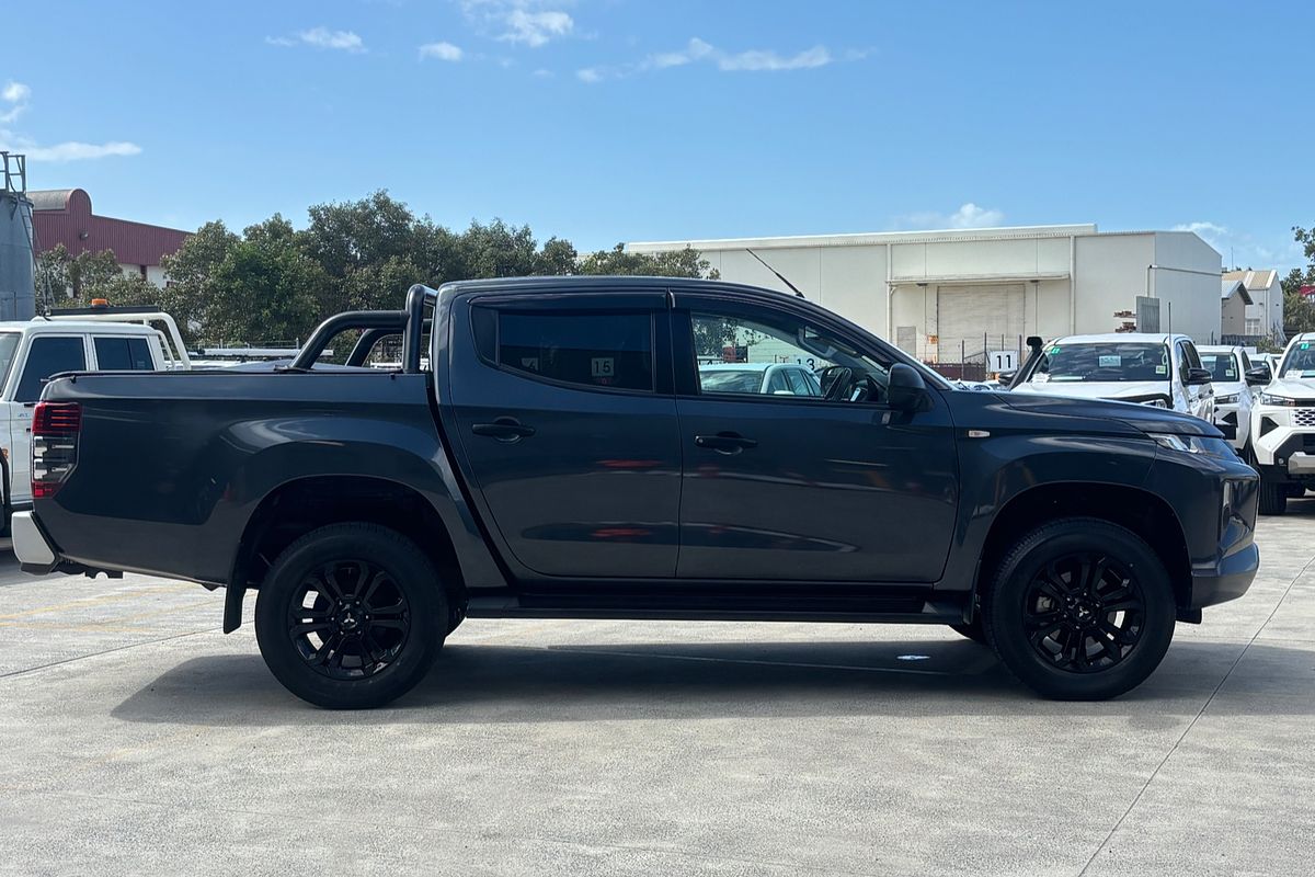 2023 Mitsubishi Triton GLX-R MR 4X4