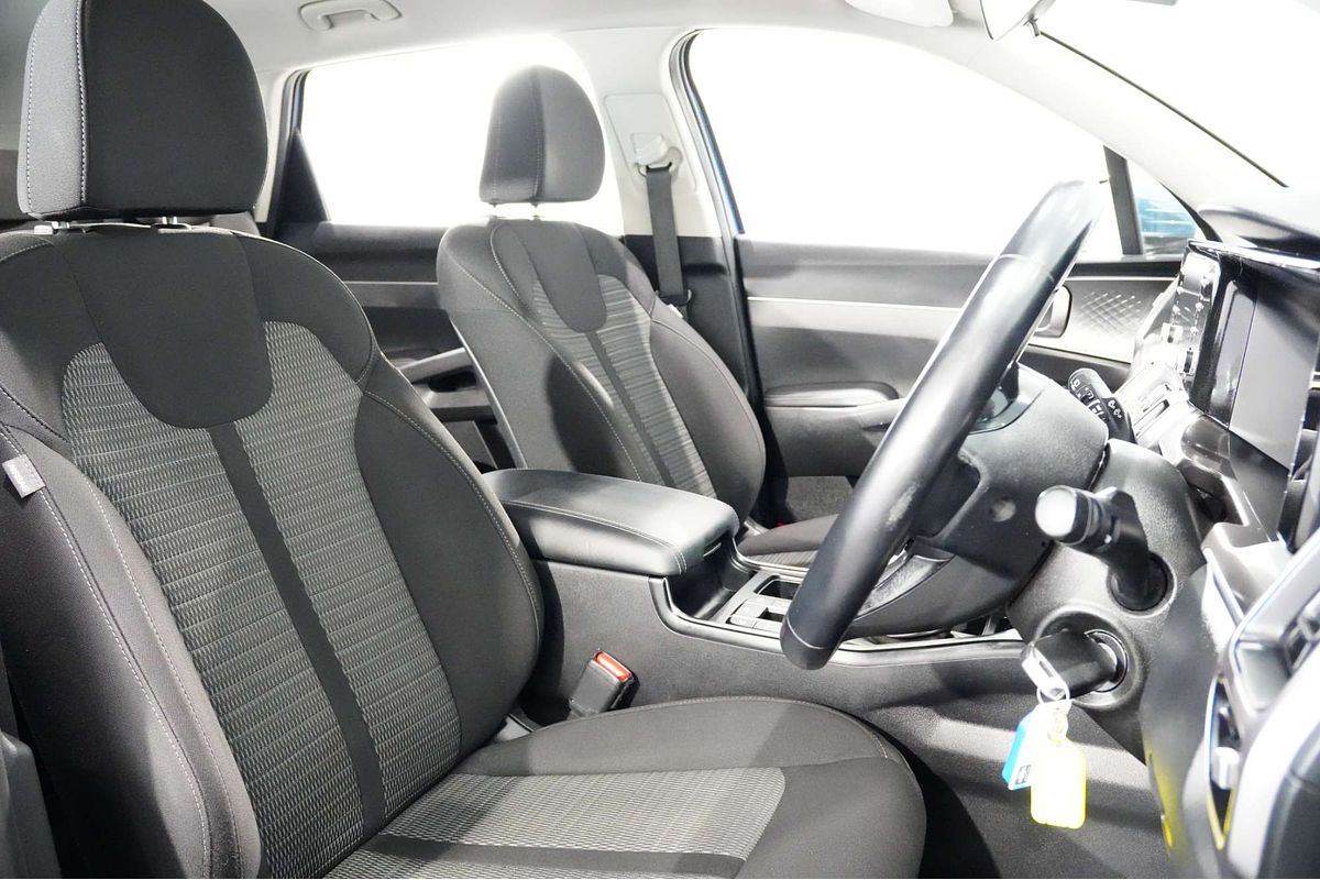 2020 Kia Sorento S MQ4