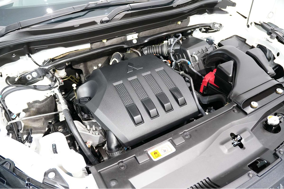 2022 Mitsubishi Eclipse Cross LS YB