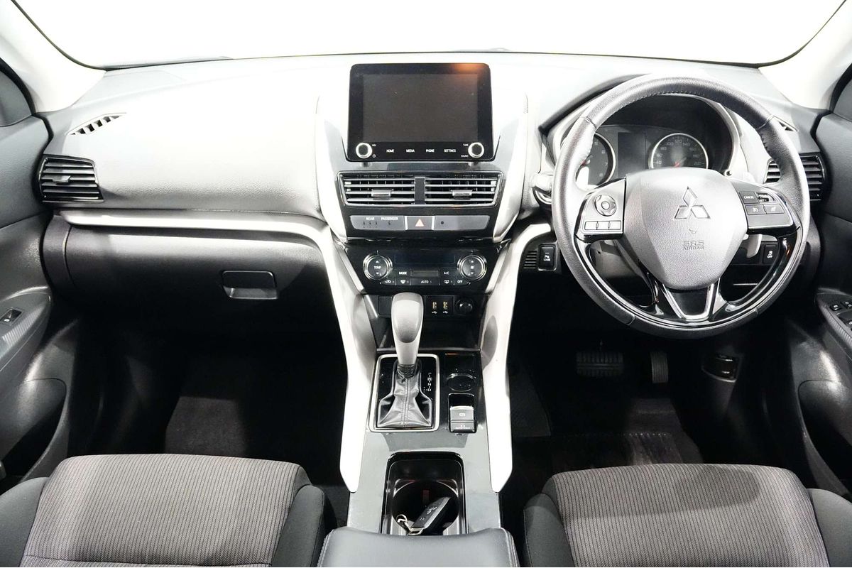 2022 Mitsubishi Eclipse Cross LS YB