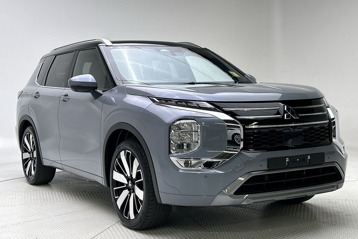 2025 Mitsubishi Outlander Exceed Tourer ZM