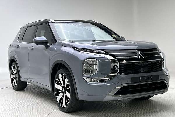 2025 Mitsubishi Outlander Exceed Tourer ZM