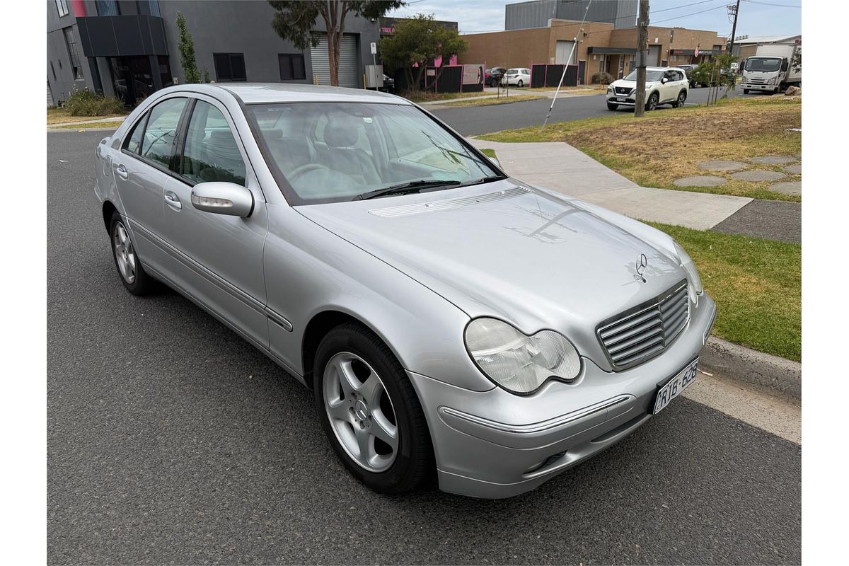 2001 Mercedes-Benz C-Class C200 Kompressor Classic W203