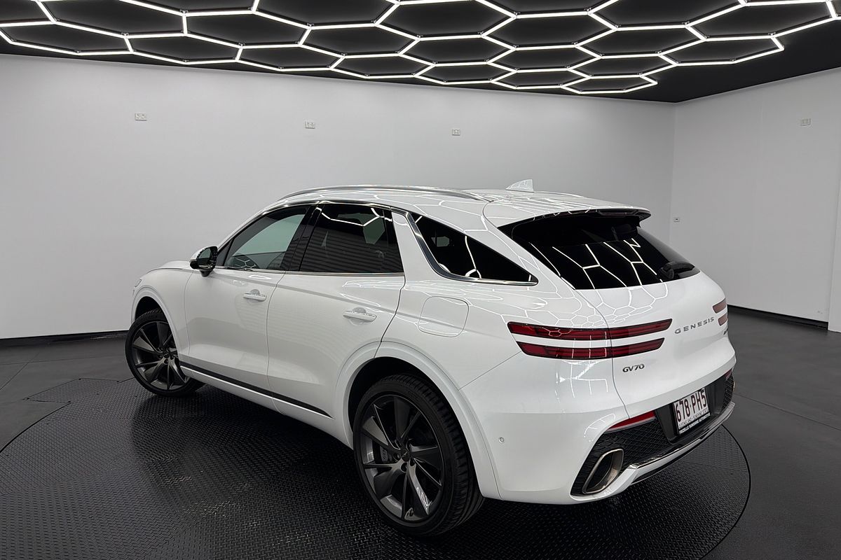 2022 Genesis GV70 2.5T AWD JK.V2