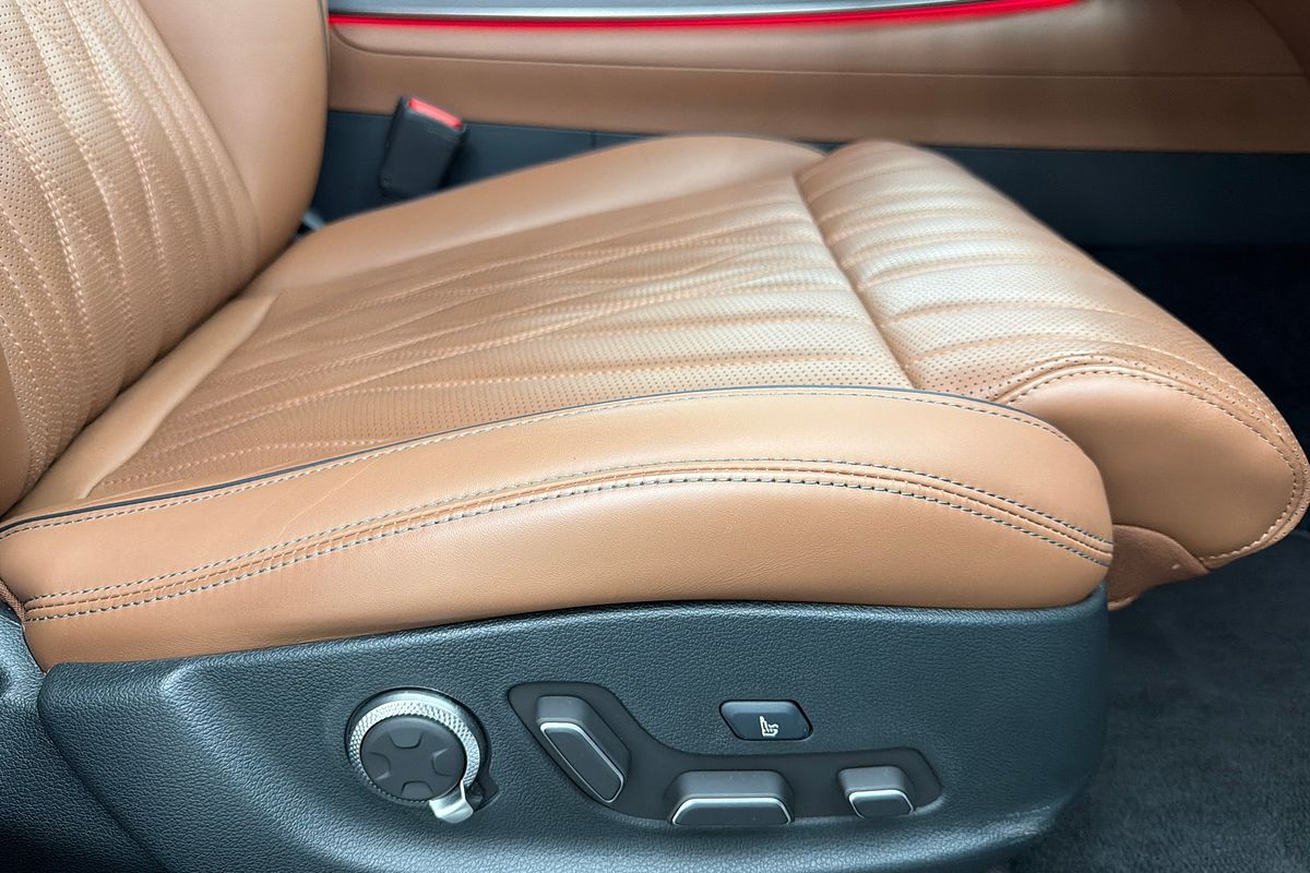 2022 Genesis GV70 2.5T AWD JK.V2