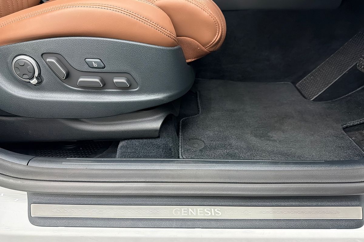 2022 Genesis GV70 2.5T AWD JK.V2