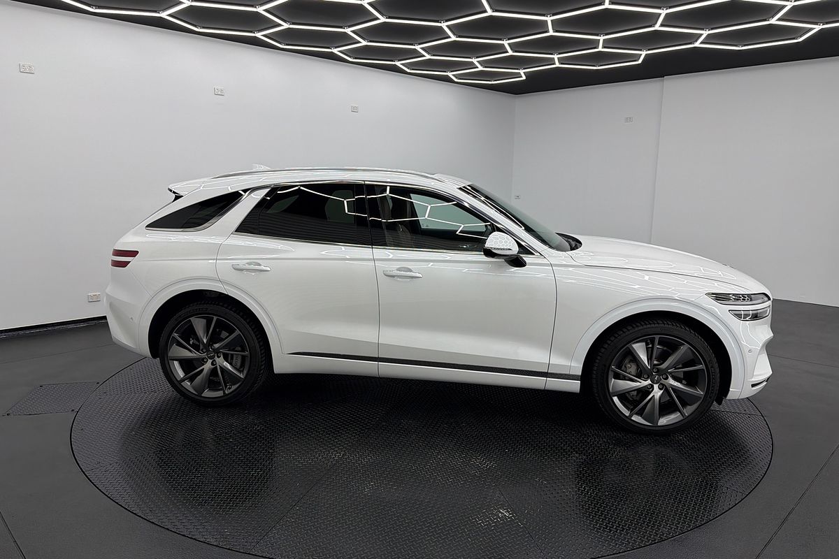 2022 Genesis GV70 2.5T AWD JK.V2