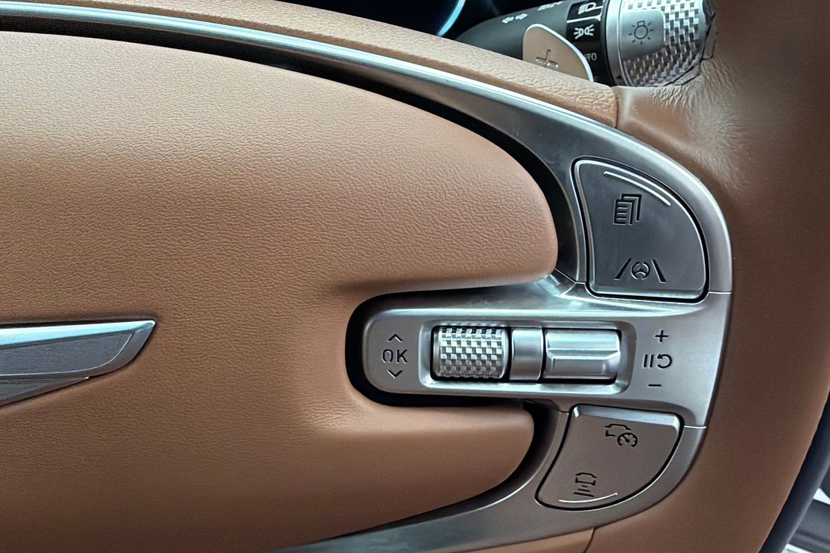 2022 Genesis GV70 2.5T AWD JK.V2