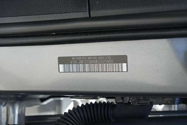 2022 Mitsubishi Outlander Exceed ZM thumb-21