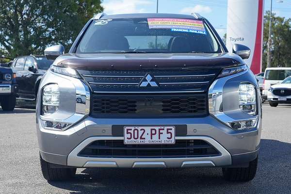 2022 Mitsubishi Outlander Exceed ZM thumb-2