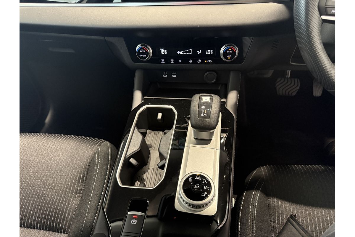 2025 Mitsubishi ZM Outlander ES 2.5L CVT 2WD 5ST