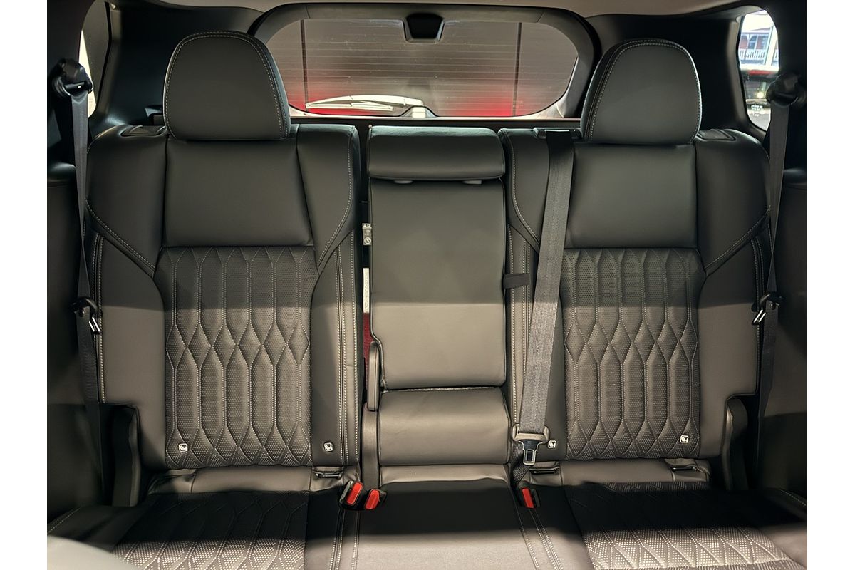 2025 Mitsubishi ZM Outlander EXCEED 2.5L CVT AWD 5ST