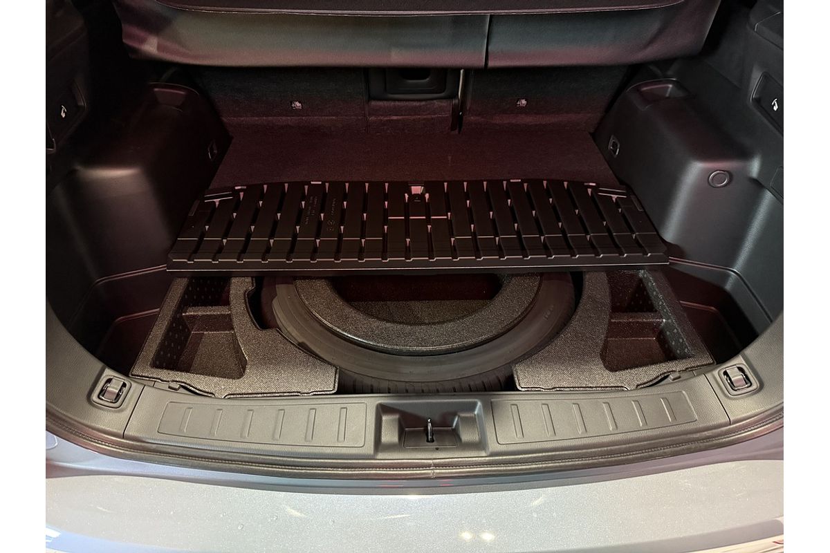 2025 Mitsubishi ZM Outlander EXCEED 2.5L CVT AWD 5ST