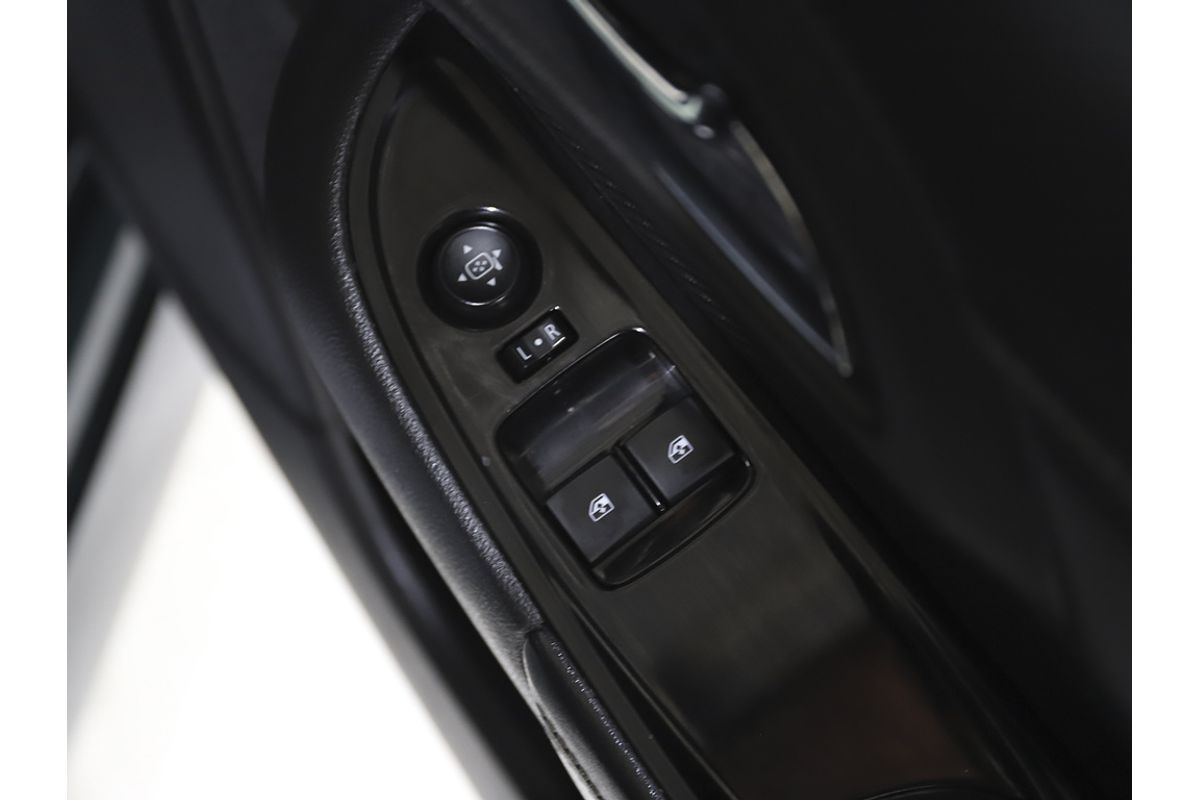 2013 HOLDEN COMMODORE SS 6 SP MANUAL UTILITY V8