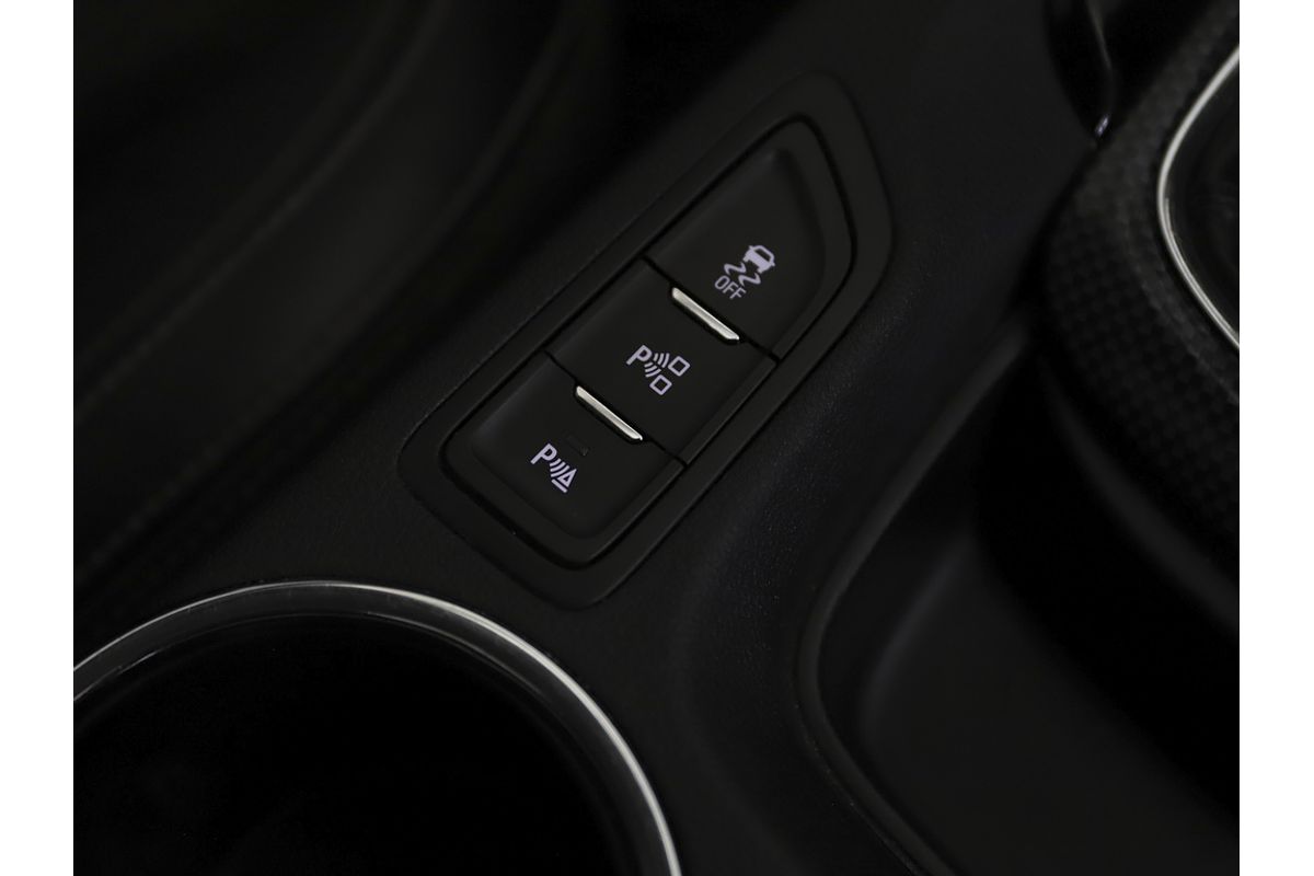 2013 HOLDEN COMMODORE SS 6 SP MANUAL UTILITY V8