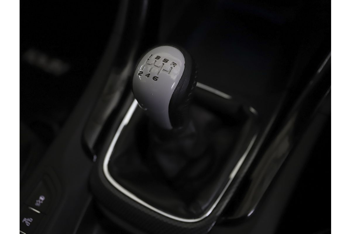 2013 HOLDEN COMMODORE SS 6 SP MANUAL UTILITY V8