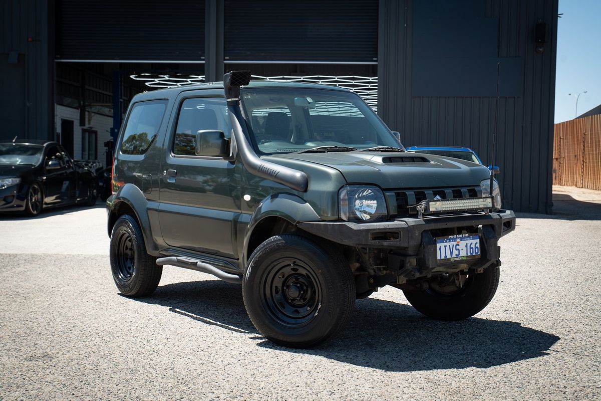 2015 Suzuki Jimny Sierra SN413 T6
