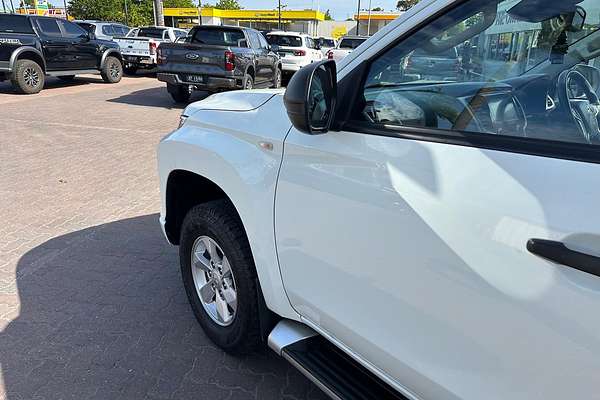 2020 Mitsubishi Triton GLX+ MR 4X4 thumb-15