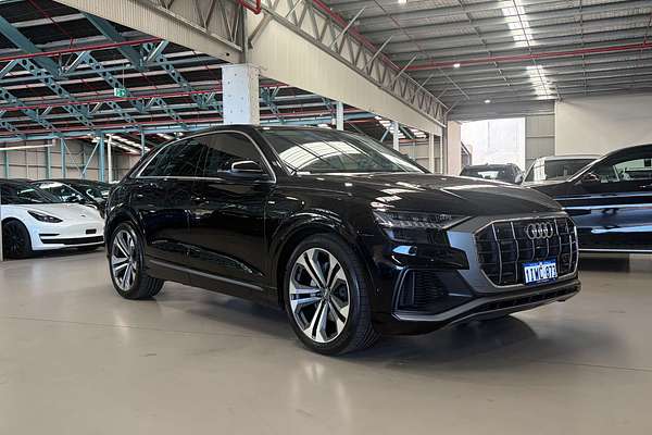 2019 Audi Q8 55 TFSI F1